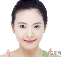 秋季用什么護(hù)膚品好？秋季護(hù)膚注意事項(xiàng)