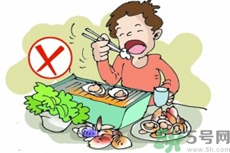 急性腸胃炎的癥狀有哪些？急性腸胃炎需注意什么問(wèn)題？