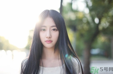 17歲女生下面很癢是為什么？高中女生下面很癢是怎么回事？