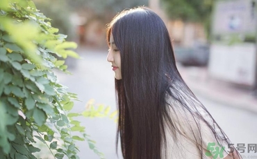 17歲女生下面很癢是為什么？高中女生下面很癢是怎么回事？