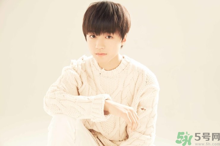 19歲男生身高體重標(biāo)準(zhǔn)是多少？19歲女生的標(biāo)準(zhǔn)身高體重是多少？