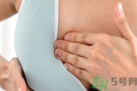 哺乳期乳房有硬塊疼痛怎么辦？如何預(yù)防哺乳期乳房有硬塊？