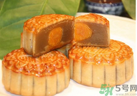 寶寶可以吃月餅嗎？寶寶吃月餅注意事項