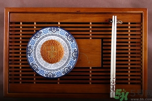 孕婦能吃月餅嗎？哺乳期可以吃月餅嗎？