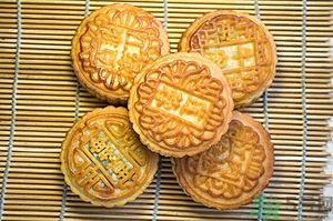 月餅熱量高嗎？吃月餅會胖嗎？
