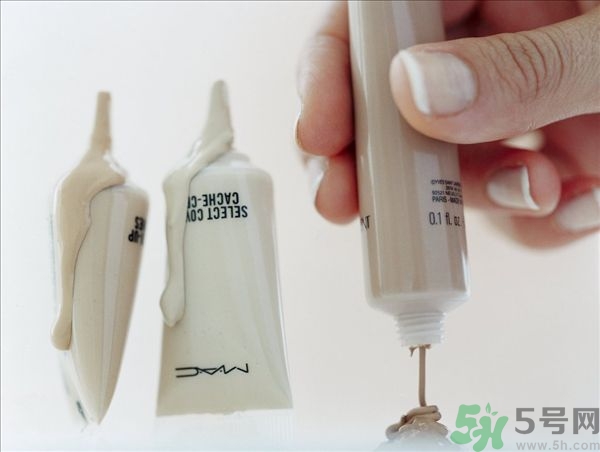 bb霜過(guò)期了還能用嗎？bb霜的保質(zhì)期一般是多久？