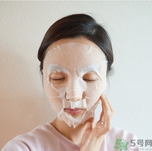 桃淑屋水光面膜和jayjun水光面膜哪個(gè)好？
