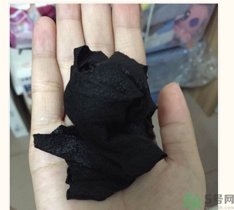 膜法世家黑面膜怎么樣？膜法世家水光黑面膜好用嗎？