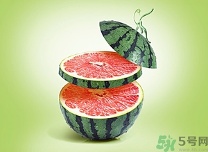 凍成冰的西瓜能吃嗎？吃西瓜拉肚子是怎么回事？