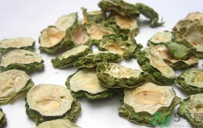 苦瓜干泡水喝可以減肥嗎？苦瓜干泡水功效