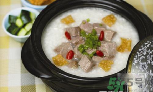 枸杞和什么一起煮粥比較好？枸杞怎么煮粥？