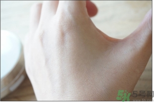 秀雅韓氣墊bb使用方法 秀雅韓秘策紫斷金屬氣墊粉底怎么用？