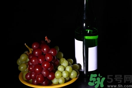 紅酒開瓶器怎么用？沒有開瓶器怎么開紅酒？