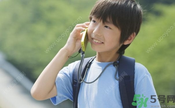 15歲男孩的標(biāo)準(zhǔn)身高應(yīng)該多高？15歲男孩的標(biāo)準(zhǔn)身高體重