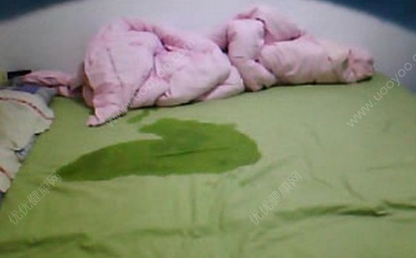15歲男孩為什么會尿床？15歲男孩尿床怎么治療？