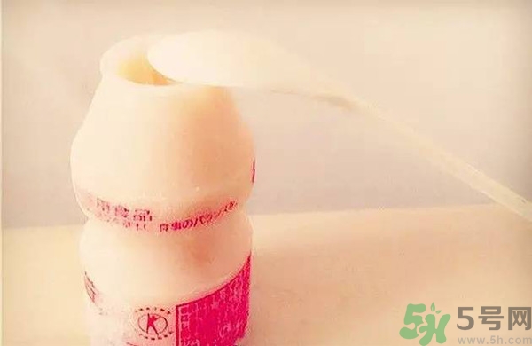 養(yǎng)樂(lè)多可以做水果沙拉嗎？養(yǎng)樂(lè)多的喝法