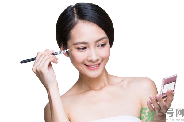 眼影干了怎么辦？眼影保質(zhì)期一般多久？