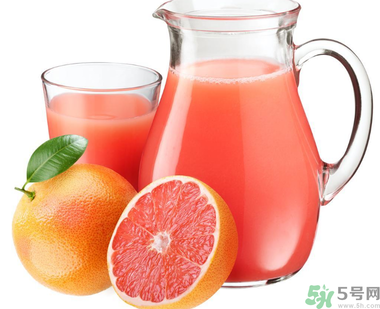 西柚怎么吃？西柚和什么榨汁好喝？