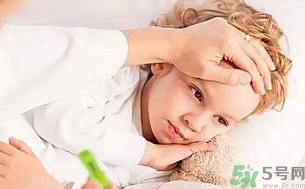 寶寶發(fā)燒如何物理降溫？寶寶發(fā)燒如何快速退燒？