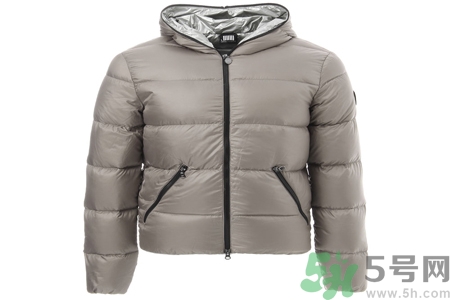 羽絨服日常如何保養(yǎng)？羽絨服局部清潔的方法有哪些？