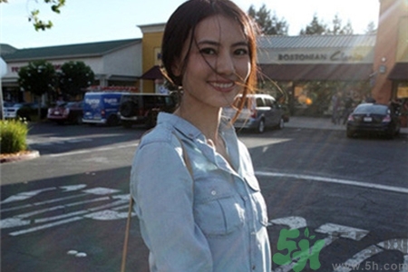 襯衣怎么洗不皺？洗衣機(jī)如何洗襯衫不會(huì)皺？