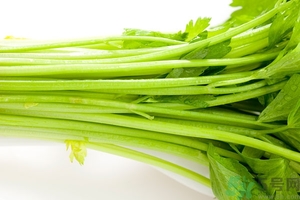 芹菜汁能去斑嗎？芹菜汁可以做面膜嗎？