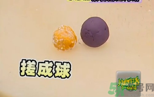 水晶月餅用的什么粉？水晶月餅的做法及配方