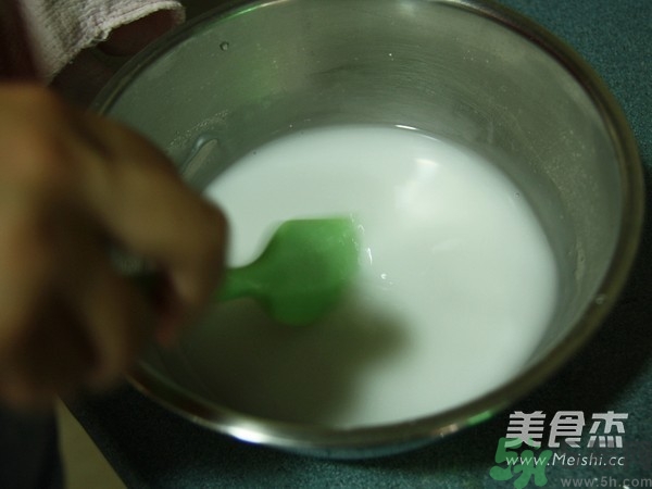 水晶月餅用的什么粉？水晶月餅的做法及配方