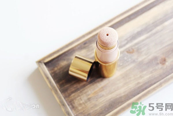 estee lauder氣墊粉底棒怎么樣？雅詩蘭黛氣墊粉底棒好用嗎？