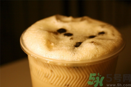 晚上可以喝奶茶嗎？晚上喝奶茶好嗎？