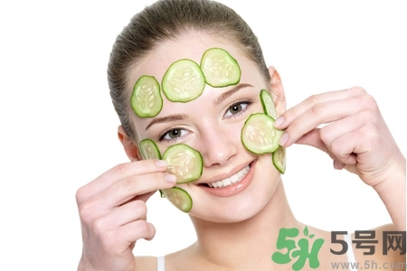貼黃瓜片后要洗臉嗎？敷黃瓜片后需要洗臉嗎？