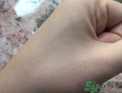 菲詩小鋪水光無瑕氣墊修顏乳怎么用？菲詩小鋪氣墊cc使用方法