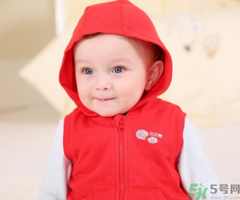 九月份出生的寶寶穿什么衣服？九月寶寶穿衣注意事項(xiàng)