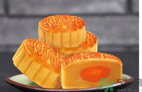 蛋黃月餅好吃嗎？蛋黃月餅哪個牌子好吃？