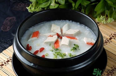 結(jié)腸息肉手術(shù)后吃什么？結(jié)腸息肉手術(shù)后要注意什么？