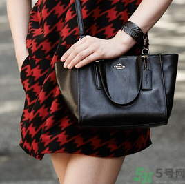 coach和gucci哪個好？coach和gucci哪個好看？