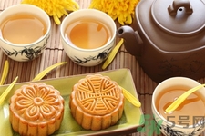 吃月餅可以和什么搭配？吃月餅搭配哪些食物最好？