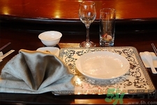 開水燙餐具能消毒嗎？高溫能消毒餐具嗎？