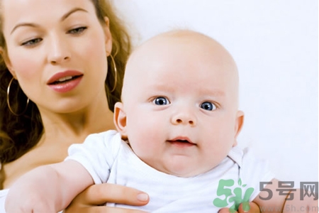 母乳不足的原因是什么？母乳不足怎么辦？