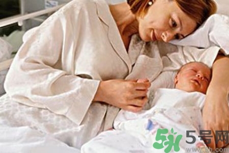 秋天怎么坐月子？秋天坐月子需要注意什么？