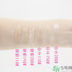 revlon露華濃粉底液怎么樣？露華濃粉底液色號(hào)選擇與試色