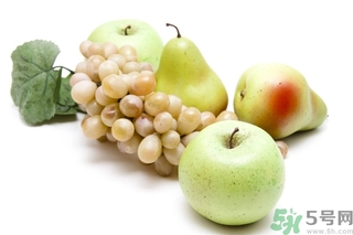 葡萄和蘋果可以一起吃嗎？葡萄和蘋果可以一起榨汁嗎？
