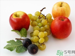 葡萄和蘋果可以一起吃嗎？葡萄和蘋果可以一起榨汁嗎？