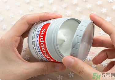 Sudocrem屁屁霜怎么用？sudocrem屁屁霜初生寶寶能用嗎？