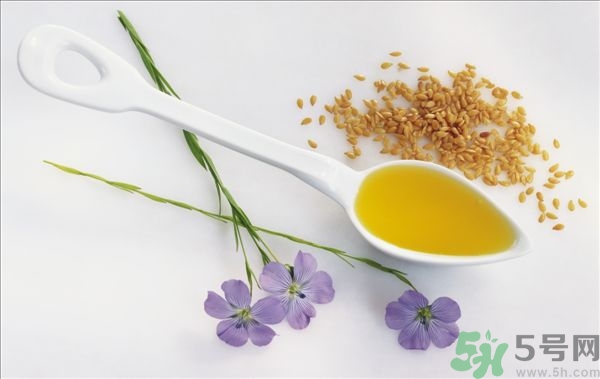 芝麻油的營養(yǎng)價(jià)值 芝麻油的功效與作用