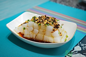 芝麻油的營養(yǎng)價(jià)值 芝麻油的功效與作用