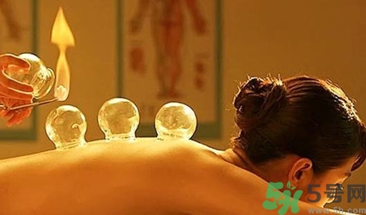 在家拔罐需要注意什么？在家拔罐幾天拔一次？