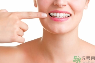 牙齒橫著長(zhǎng)怎么辦？智齒橫著長(zhǎng)一定要拔嗎？
