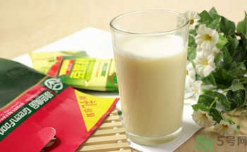 豆?jié){粉有營養(yǎng)嗎？豆?jié){粉結塊還能喝嗎？