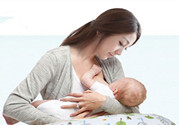 母乳喂養(yǎng)多久喂一次？母乳喂養(yǎng)注意事項(xiàng)